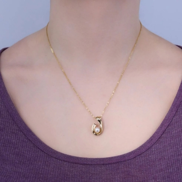Swooshing Diamond Pearl Pendant14K Yellow Gold